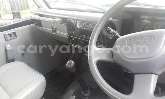 Acheter Occasion Voiture Toyota Land Cruiser Noir à Okahandja, Namibie Acheter Occasion Voiture Toyota Land Cruiser Noir à Okahandja, Namibie