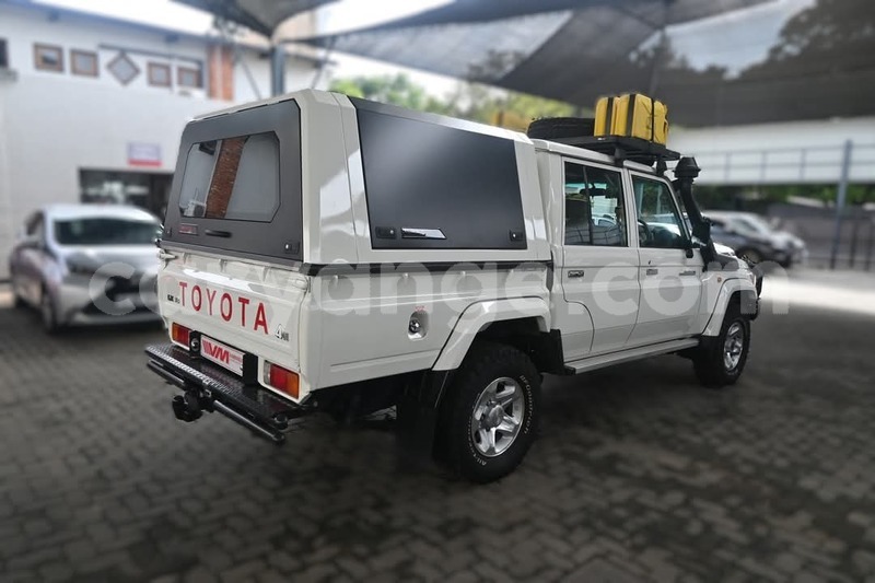 Big with watermark toyota land cruiser namibia swakopmund 24666
