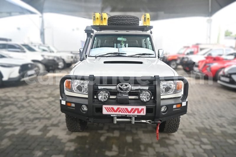 Big with watermark toyota land cruiser namibia swakopmund 24666