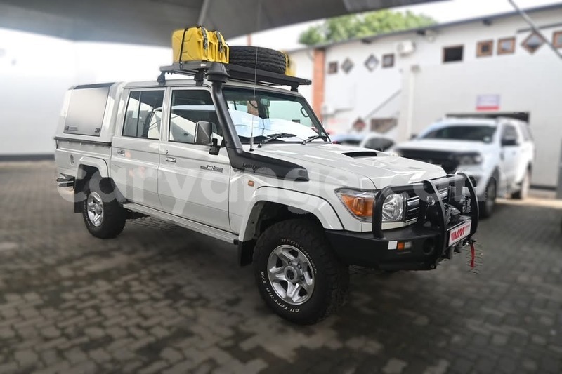 Big with watermark toyota land cruiser namibia swakopmund 24666