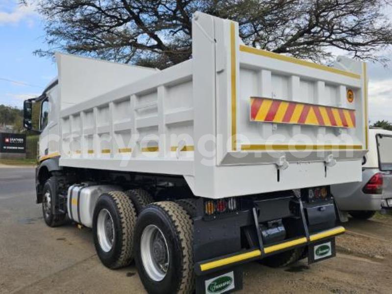 Big with watermark mercedes benz tipper omaheke gobabis 24669