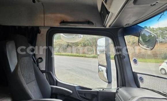 Buy Used Mercedes‒Benz Tipper White Truck in Gobabis in Omaheke Buy Used Mercedes‒Benz Tipper White Truck in Gobabis in Omaheke