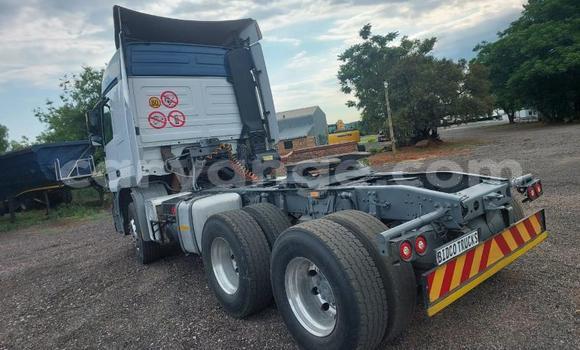 Buy Used Mercedes‒Benz Truck White Truck in Gobabis in Omaheke Buy Used Mercedes‒Benz Truck White Truck in Gobabis in Omaheke