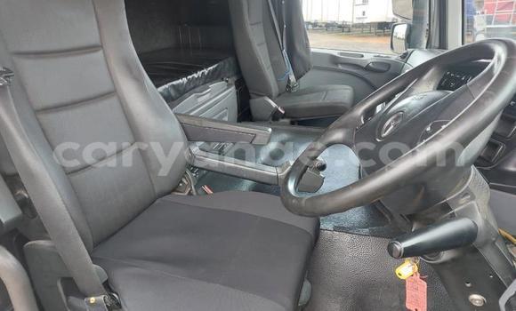 Buy Used Mercedes‒Benz Truck White Truck in Gobabis in Omaheke Buy Used Mercedes‒Benz Truck White Truck in Gobabis in Omaheke