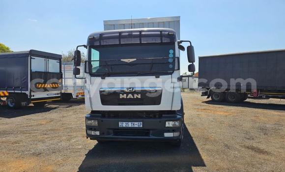 Buy Used Man Silent White Truck in Gobabis in Omaheke Buy Used Man Silent White Truck in Gobabis in Omaheke