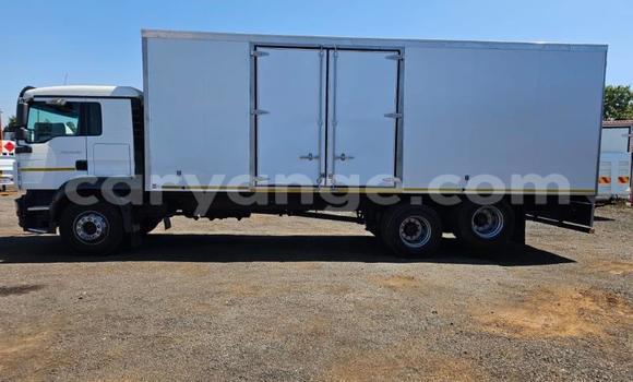 Buy Used Man Silent White Truck in Gobabis in Omaheke Buy Used Man Silent White Truck in Gobabis in Omaheke