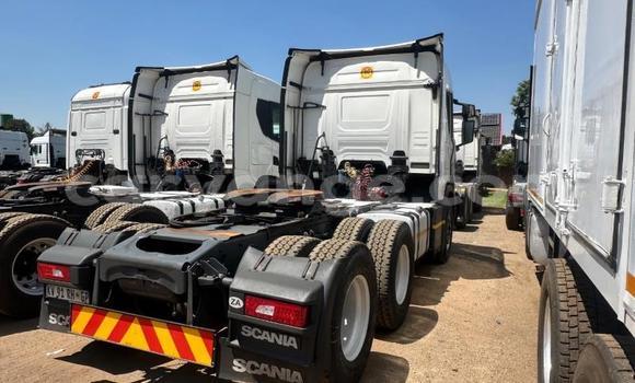 Buy Used Scania R420 White Truck in Gobabis in Omaheke Buy Used Scania R420 White Truck in Gobabis in Omaheke
