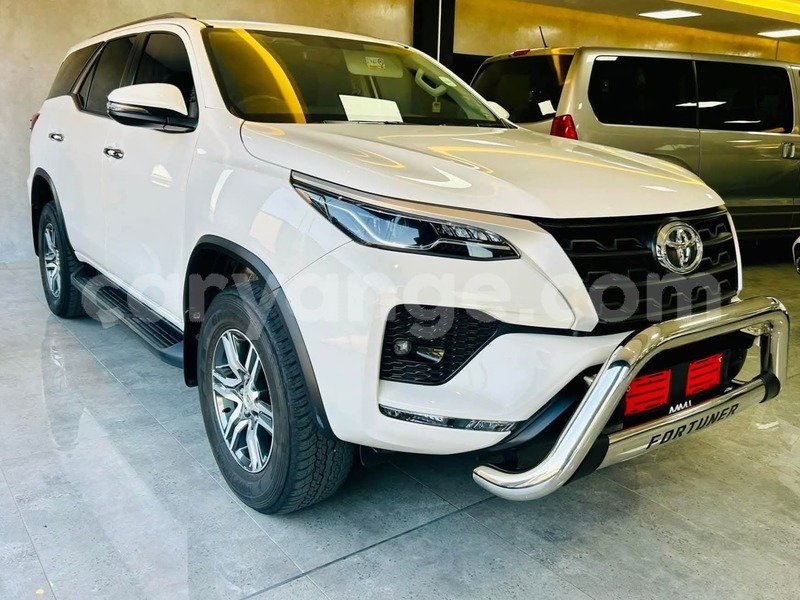 Big with watermark toyota fortuner namibia grootfontein 24684