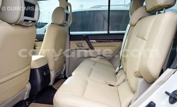 Buy Import Mitsubishi Pajero White Car in Import - Dubai in Namibia Buy Import Mitsubishi Pajero White Car in Import - Dubai in Namibia