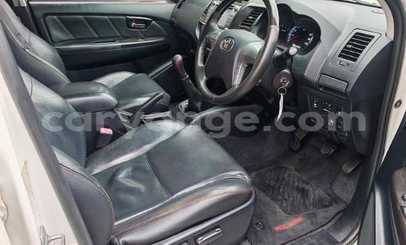 Buy Used Toyota Fortuner White Car in Oranjemund in Karas Buy Used Toyota Fortuner White Car in Oranjemund in Karas