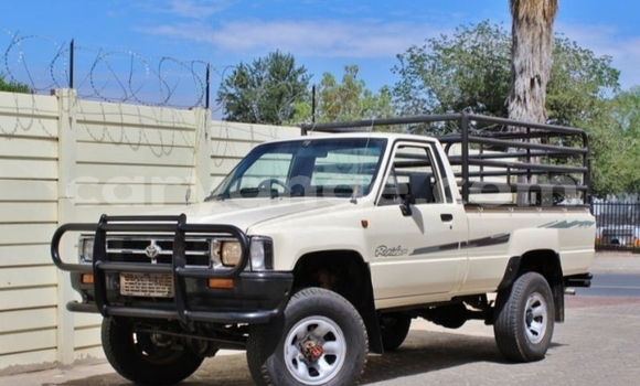 Buy Used Toyota Hilux White Car in Windhoek in Namibia Buy Used Toyota Hilux White Car in Windhoek in Namibia