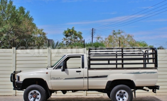 Buy Used Toyota Hilux White Car in Windhoek in Namibia Buy Used Toyota Hilux White Car in Windhoek in Namibia