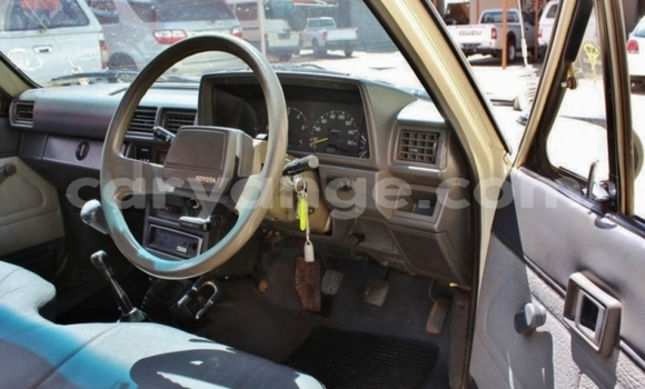 Buy Used Toyota Hilux White Car in Windhoek in Namibia Buy Used Toyota Hilux White Car in Windhoek in Namibia