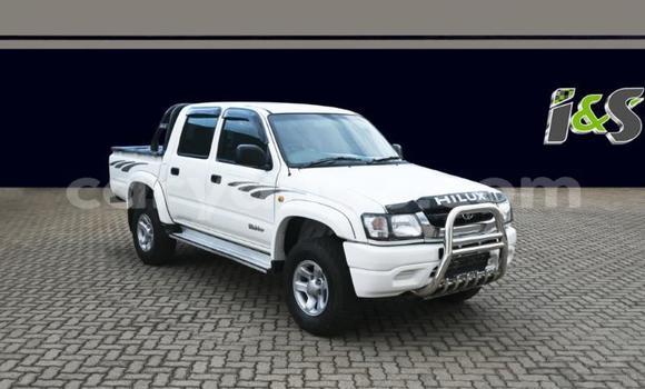 Buy Used Toyota Hilux White Car in Walvis Bay in Namibia Buy Used Toyota Hilux White Car in Walvis Bay in Namibia