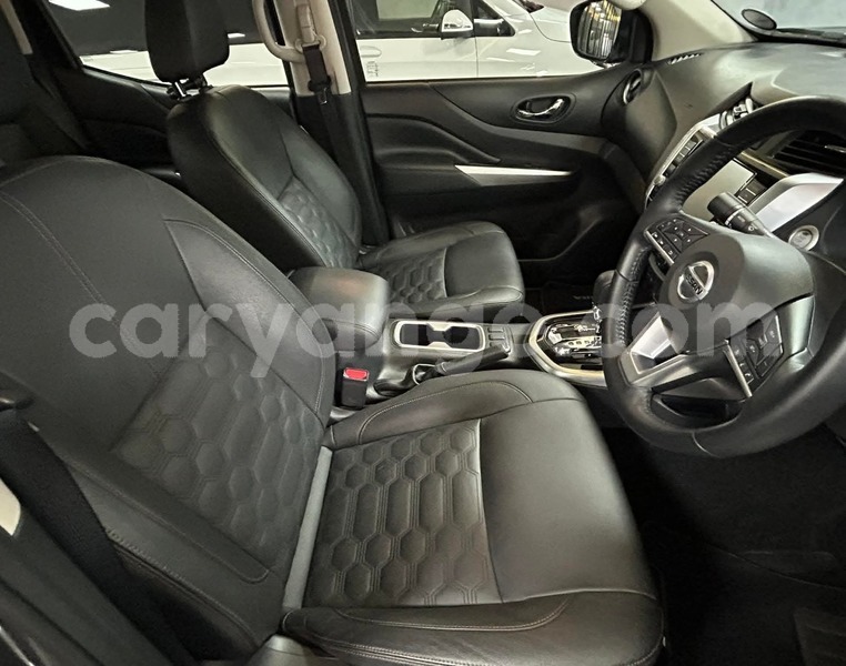 Big with watermark nissan navara namibia walvis bay 24694