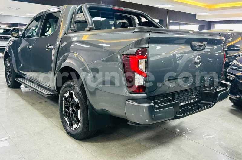 Big with watermark nissan navara namibia walvis bay 24694