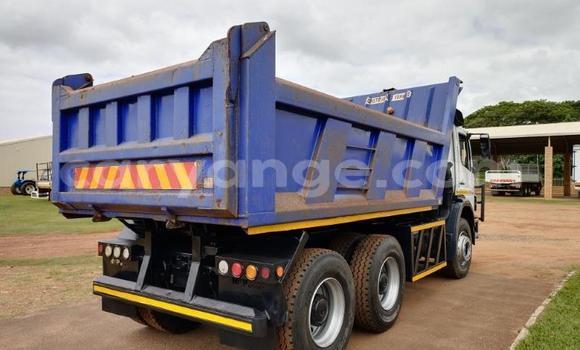 Buy Used Mercedes‒Benz 1117 Blue Truck in Windhoek in Namibia Buy Used Mercedes‒Benz 1117 Blue Truck in Windhoek in Namibia