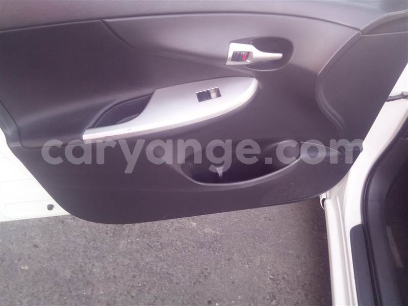 Big with watermark toyota corolla namibia oshakati 24711