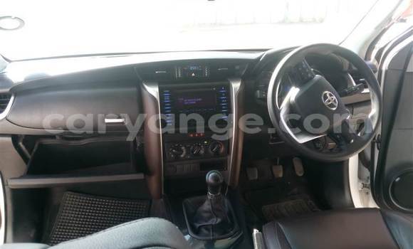 Buy Used Toyota Fortuner White Car in Swakopmund in Namibia Buy Used Toyota Fortuner White Car in Swakopmund in Namibia