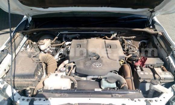 Buy Used Toyota Fortuner White Car in Swakopmund in Namibia Buy Used Toyota Fortuner White Car in Swakopmund in Namibia