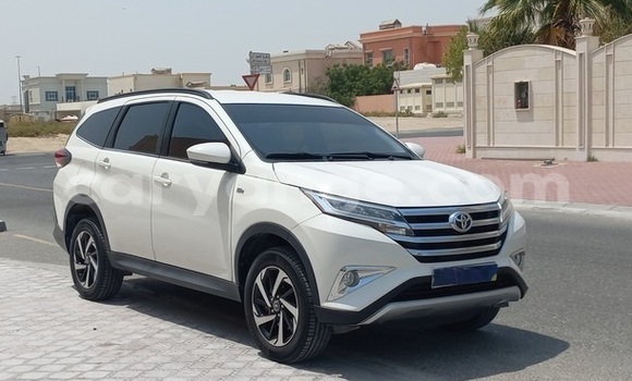 Buy Used Toyota Rush White Car in Windhoek in Namibia Buy Used Toyota Rush White Car in Windhoek in Namibia