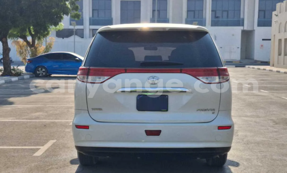 Buy Used Toyota Previa White Car in Windhoek in Namibia Buy Used Toyota Previa White Car in Windhoek in Namibia