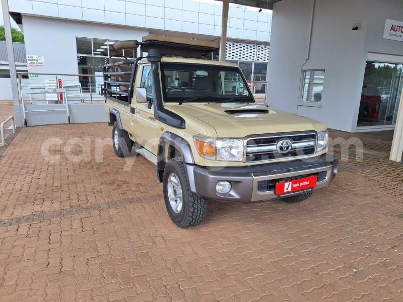 Big with watermark toyota land cruiser namibia windhoek 24730