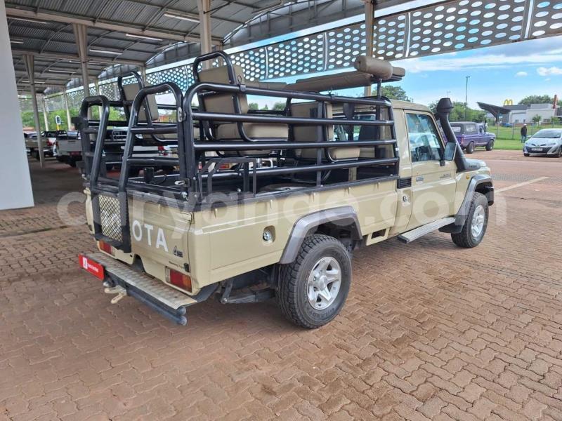 Big with watermark toyota land cruiser namibia windhoek 24730