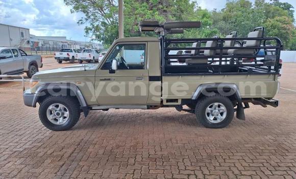 Buy Used Toyota Land Cruiser Beige Car in Windhoek in Namibia Buy Used Toyota Land Cruiser Beige Car in Windhoek in Namibia