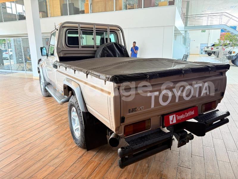 Big with watermark toyota land cruiser namibia windhoek 24731