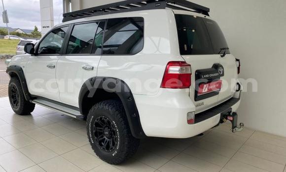 Buy Used Toyota Land Cruiser Prado White Car in Windhoek in Namibia Buy Used Toyota Land Cruiser Prado White Car in Windhoek in Namibia