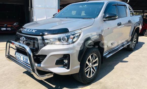 Buy Used Toyota Hilux Silver Car in Windhoek in Namibia