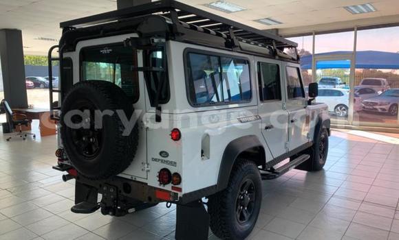 Buy Used Land Rover Defender White Car in Windhoek in Namibia Buy Used Land Rover Defender White Car in Windhoek in Namibia