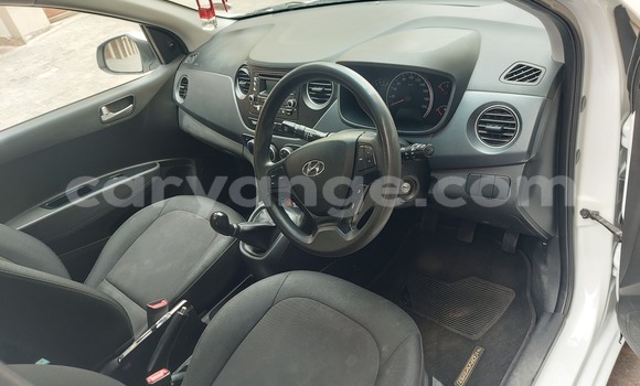 Buy Used Hyundai i10 White Car in Swakopmund in Namibia