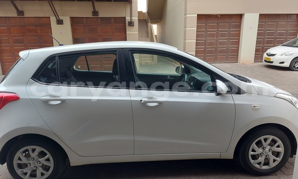 Buy Used Hyundai i10 White Car in Swakopmund in Namibia Buy Used Hyundai i10 White Car in Swakopmund in Namibia