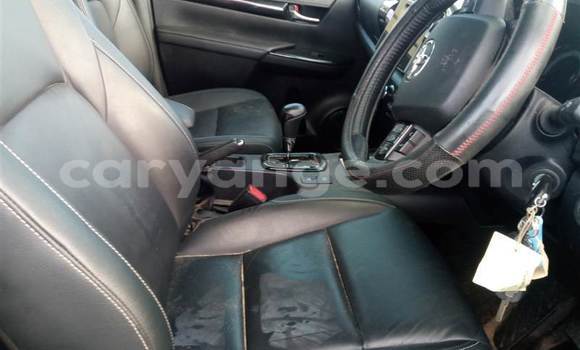 Buy Used Toyota Hilux White Car in Swakopmund in Namibia Buy Used Toyota Hilux White Car in Swakopmund in Namibia