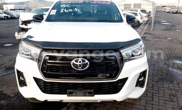 Buy Used Toyota Hilux White Car in Swakopmund in Namibia Buy Used Toyota Hilux White Car in Swakopmund in Namibia