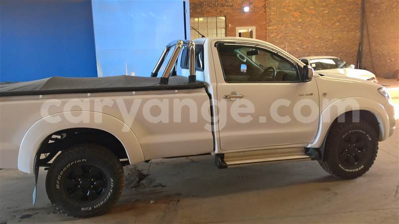 Big with watermark toyota hilux namibia swakopmund 24747