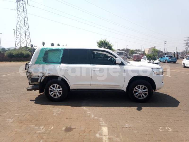 Big with watermark toyota land cruiser namibia swakopmund 24749