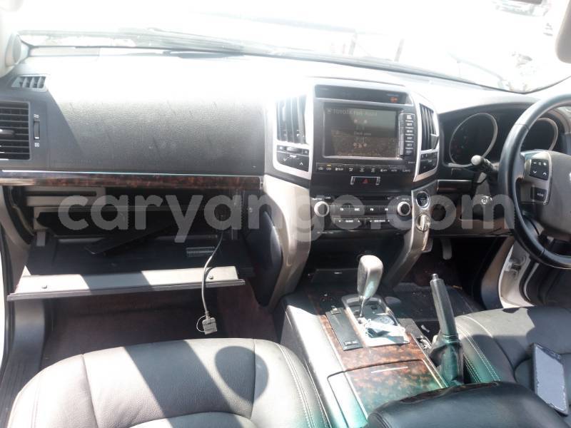 Big with watermark toyota land cruiser namibia swakopmund 24749