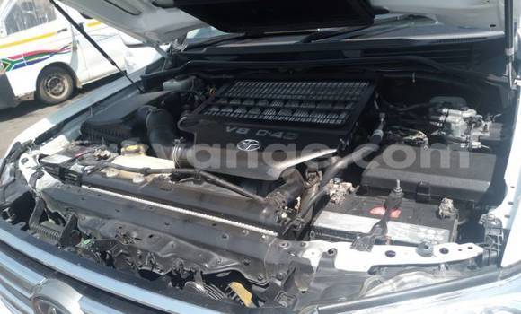 Buy Used Toyota Land Cruiser White Car in Swakopmund in Namibia Buy Used Toyota Land Cruiser White Car in Swakopmund in Namibia