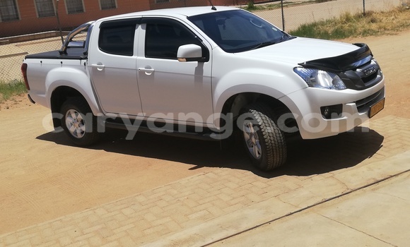 Buy Used Isuzu KB White Car in Rehoboth in Hardap Buy Used Isuzu KB White Car in Rehoboth in Hardap