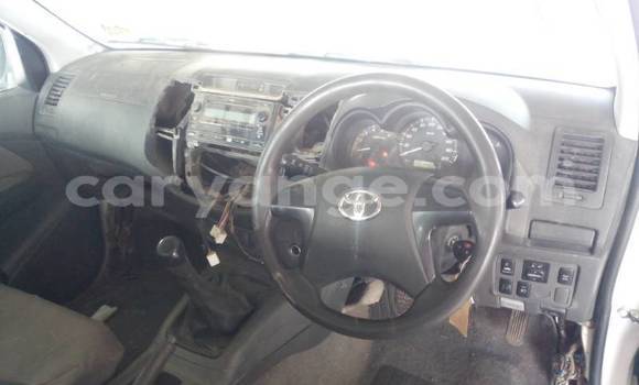 Acheter Occasion Voiture Toyota Hilux Blanc à Windhoek, Namibie Acheter Occasion Voiture Toyota Hilux Blanc à Windhoek, Namibie