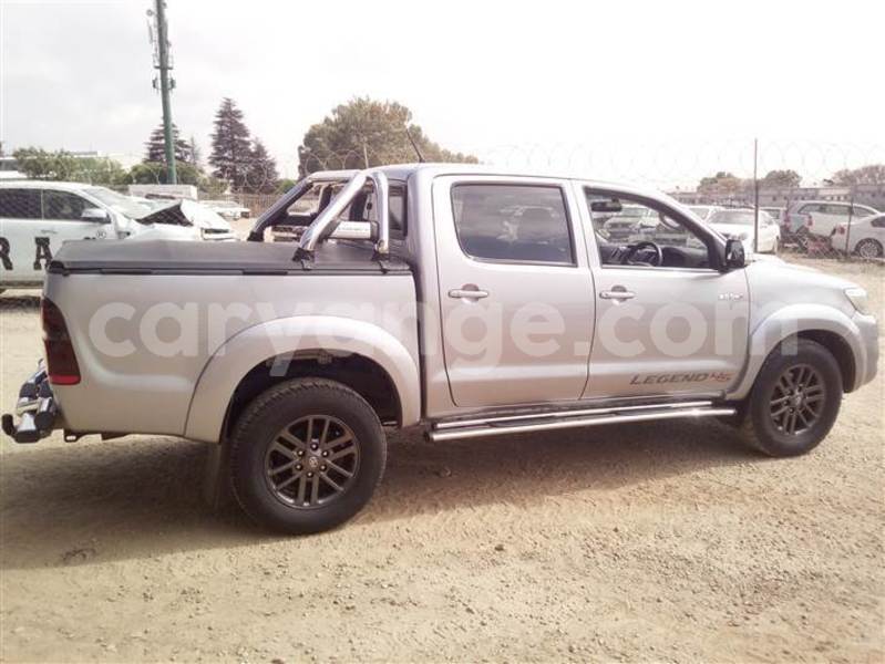 Big with watermark toyota hilux namibia swakopmund 24754