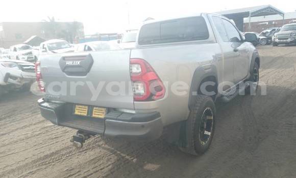 Acheter Occasion Voiture Toyota Hilux Gris à Swakopmund, Namibie Acheter Occasion Voiture Toyota Hilux Gris à Swakopmund, Namibie
