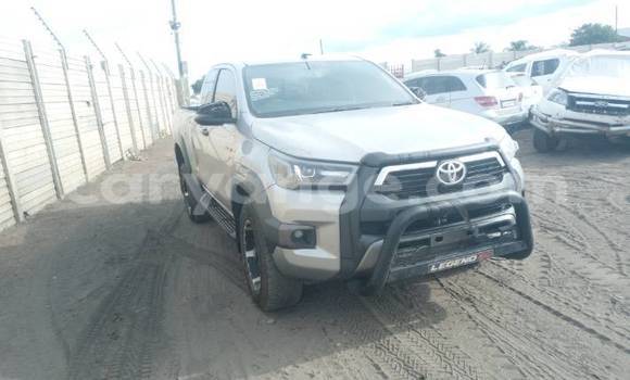 Acheter Occasion Voiture Toyota Hilux Gris à Swakopmund, Namibie Acheter Occasion Voiture Toyota Hilux Gris à Swakopmund, Namibie
