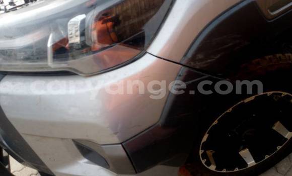 Acheter Occasion Voiture Toyota Hilux Gris à Swakopmund, Namibie Acheter Occasion Voiture Toyota Hilux Gris à Swakopmund, Namibie