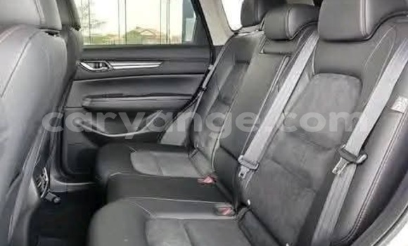 Acheter Occasion Voiture Mazda CX–5 Blanc à Import - Dubai, Namibie Acheter Occasion Voiture Mazda CX–5 Blanc à Import - Dubai, Namibie