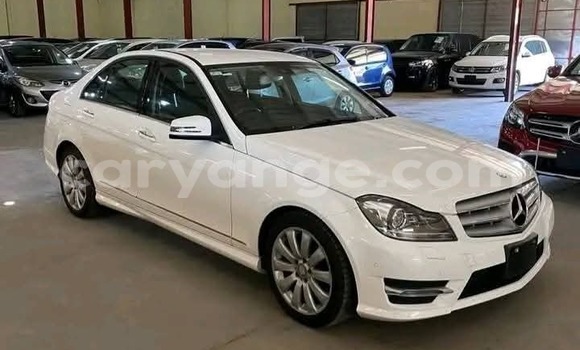 Acheter Occasion Voiture Mercedes-Benz C180 COUPE Blanc à Karibib, Erongo Acheter Occasion Voiture Mercedes-Benz C180 COUPE Blanc à Karibib, Erongo