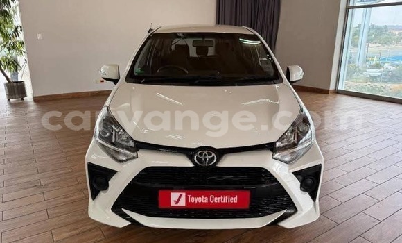 Acheter Occasion Voiture Toyota Aristo Blanc à Karasburg, Karas Acheter Occasion Voiture Toyota Aristo Blanc à Karasburg, Karas